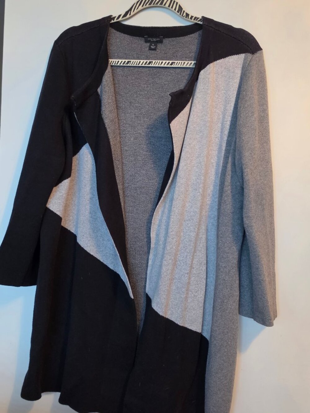 Ann Taylor Asymmetric Colorblock Knit Open Front Duster Sweater Coat - Size XL📝